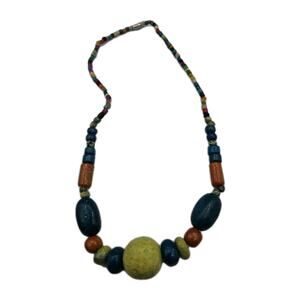 Hand-Elaborated Peruvian Necklace in Multicolor Natural Stone Chavin de Huantar